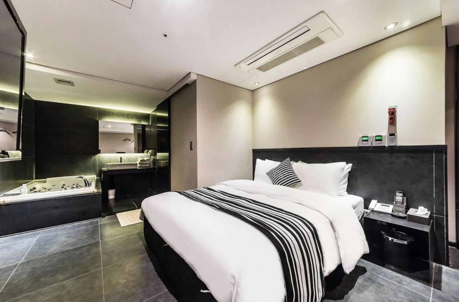 Adlige Hotel Seoul Exterior photo